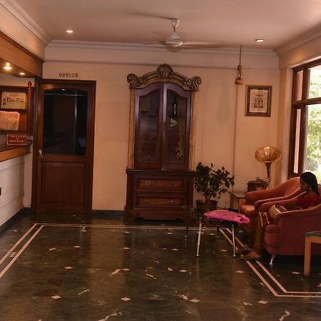 Hotel Sai Palace Нашик Екстериор снимка